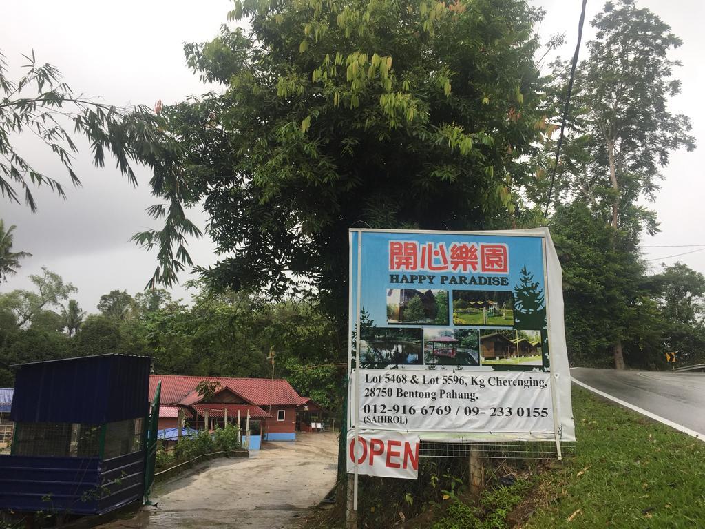 Happy Paradise Kampung Janda Baik Eksteriør bilde